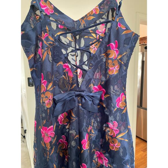 Vintage 90s Y2K Gold Label Victoria's Secret Slip Dress Floral Strappy Lingerie - Picture 5 of 7